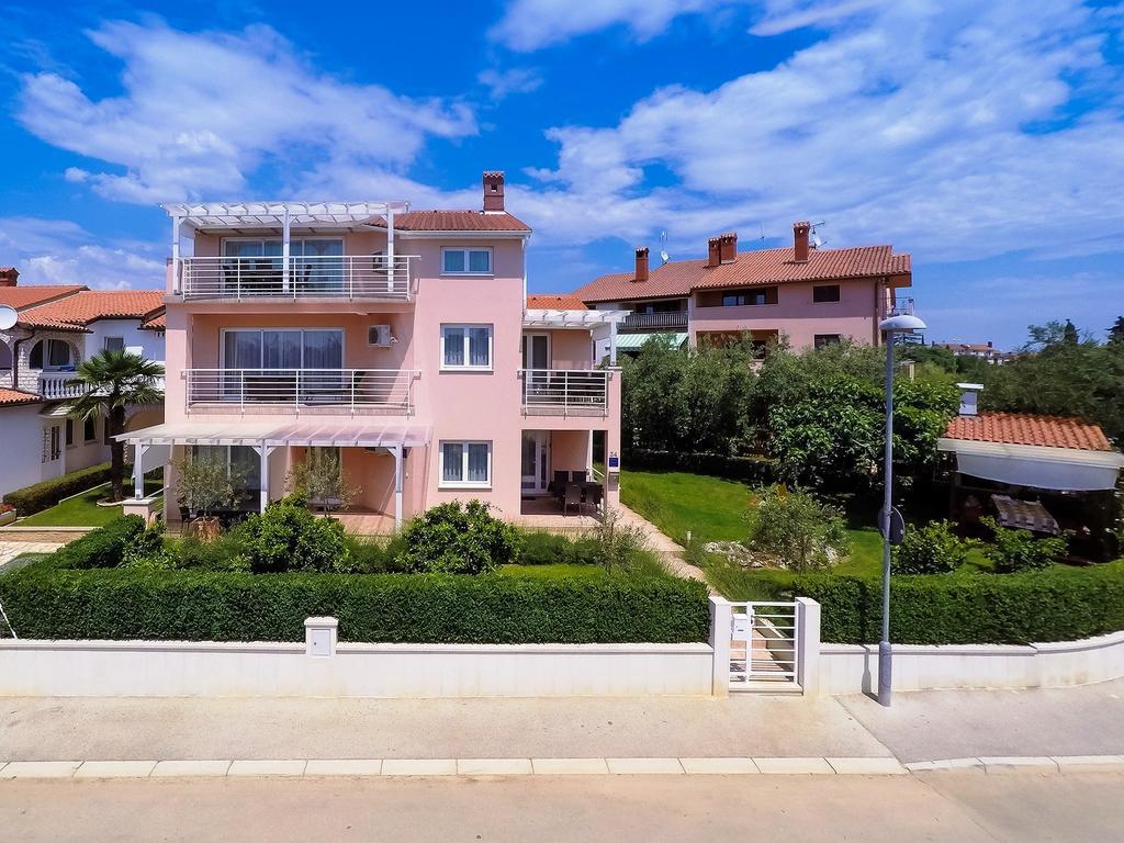 Apartments Villa Brioni I Fažana Exterior foto